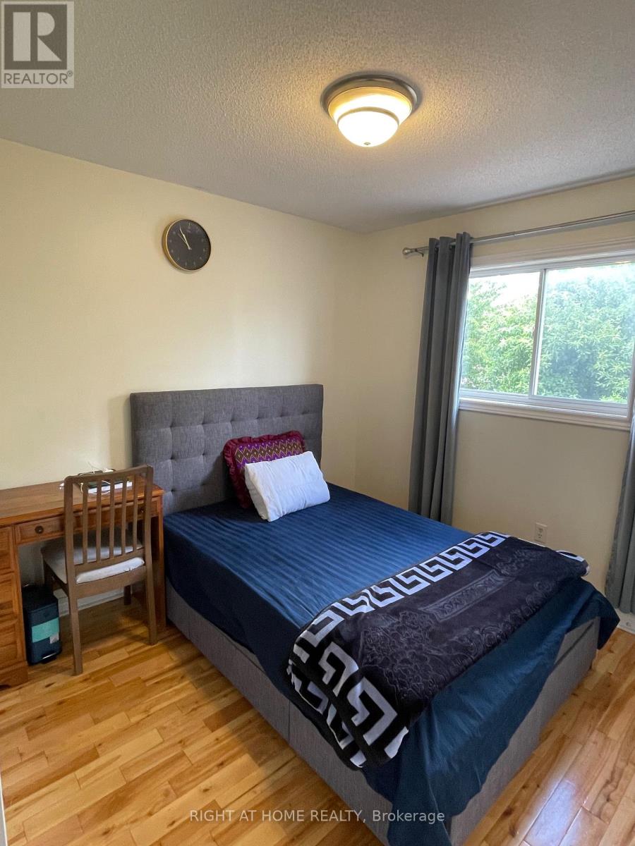 5617 Raleigh Street, Mississauga, Ontario  L5M 7E4 - Photo 15 - W13445942