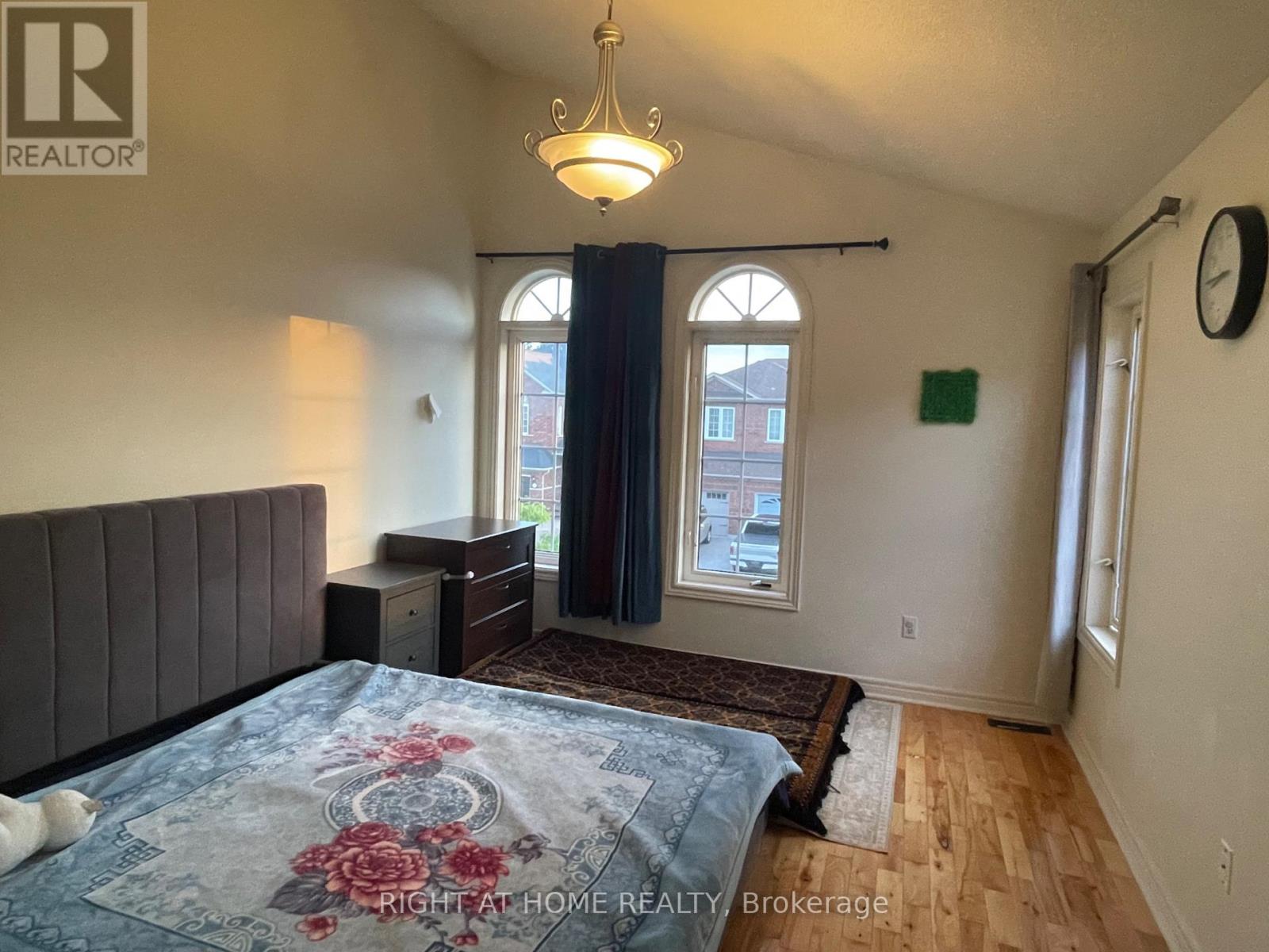 5617 Raleigh Street, Mississauga, Ontario  L5M 7E4 - Photo 17 - W13445942