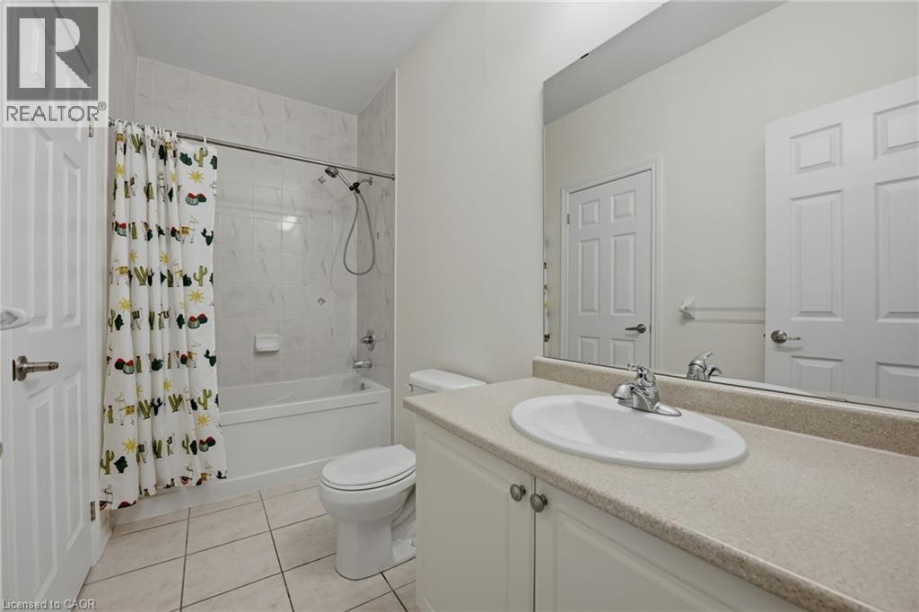 14 Dorchester Boulevard S, St. Catharines, Ontario  L2M 0B8 - Photo 7 - 40808538