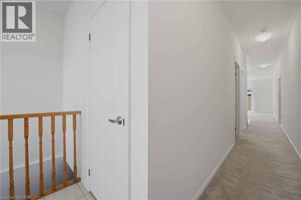 14 Dorchester Boulevard S, St. Catharines, Ontario  L2M 0B8 - Photo 4 - 40808538