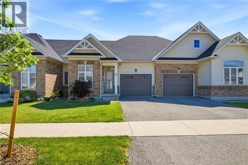 14 Dorchester Boulevard S, St. Catharines, Ontario  L2M 0B8 - Photo 1 - 40808538