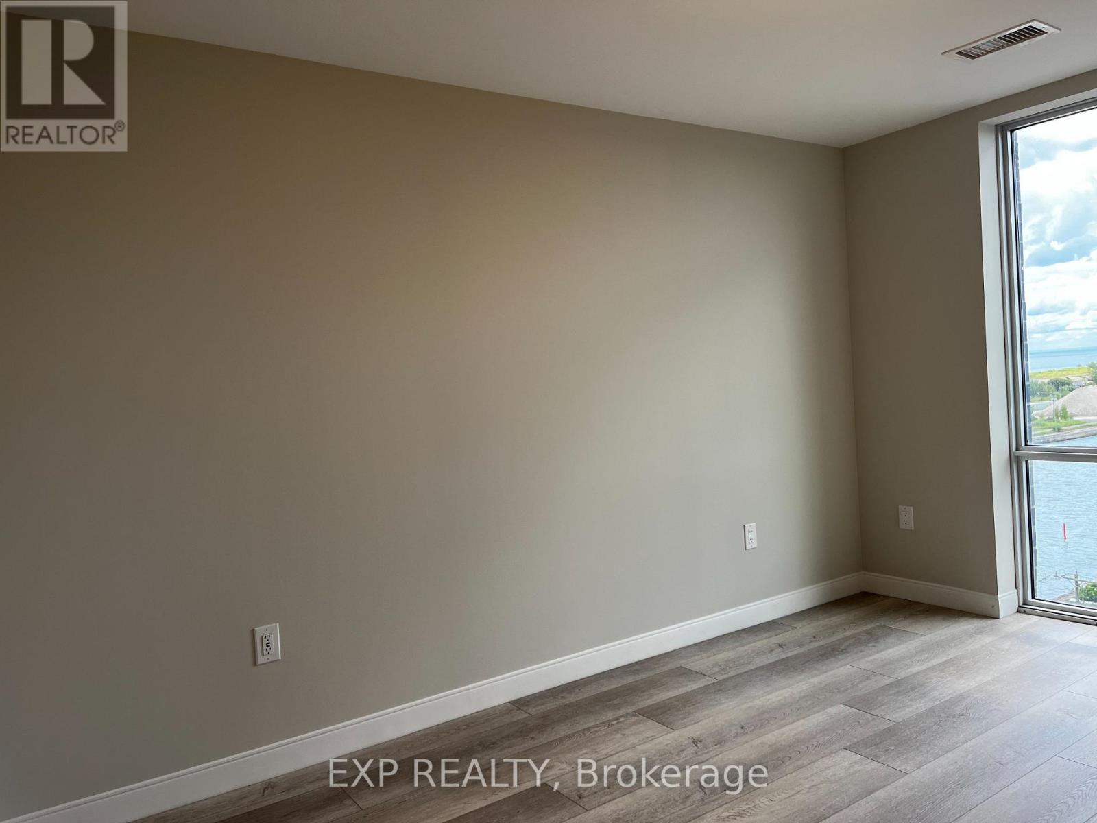 801 - 118 West Street, Port Colborne, Ontario  L3K 4C9 - Photo 13 - X13448644