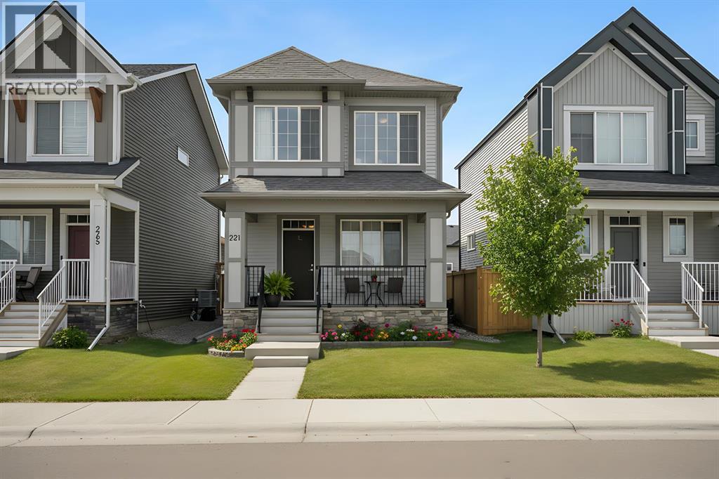 221 Ellen Way, Crossfield, Alberta