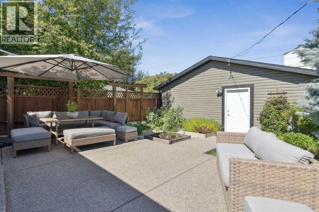 2404 29 Avenue SW, Calgary, Alberta  T2T 1N9 - Photo 35 - A2317400