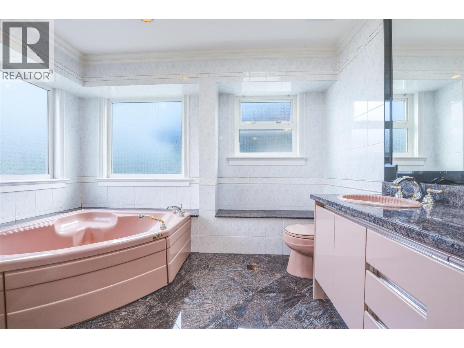 6582 Maple Street, Vancouver, British Columbia  V6P 5P2 - Photo 35 - R3136267
