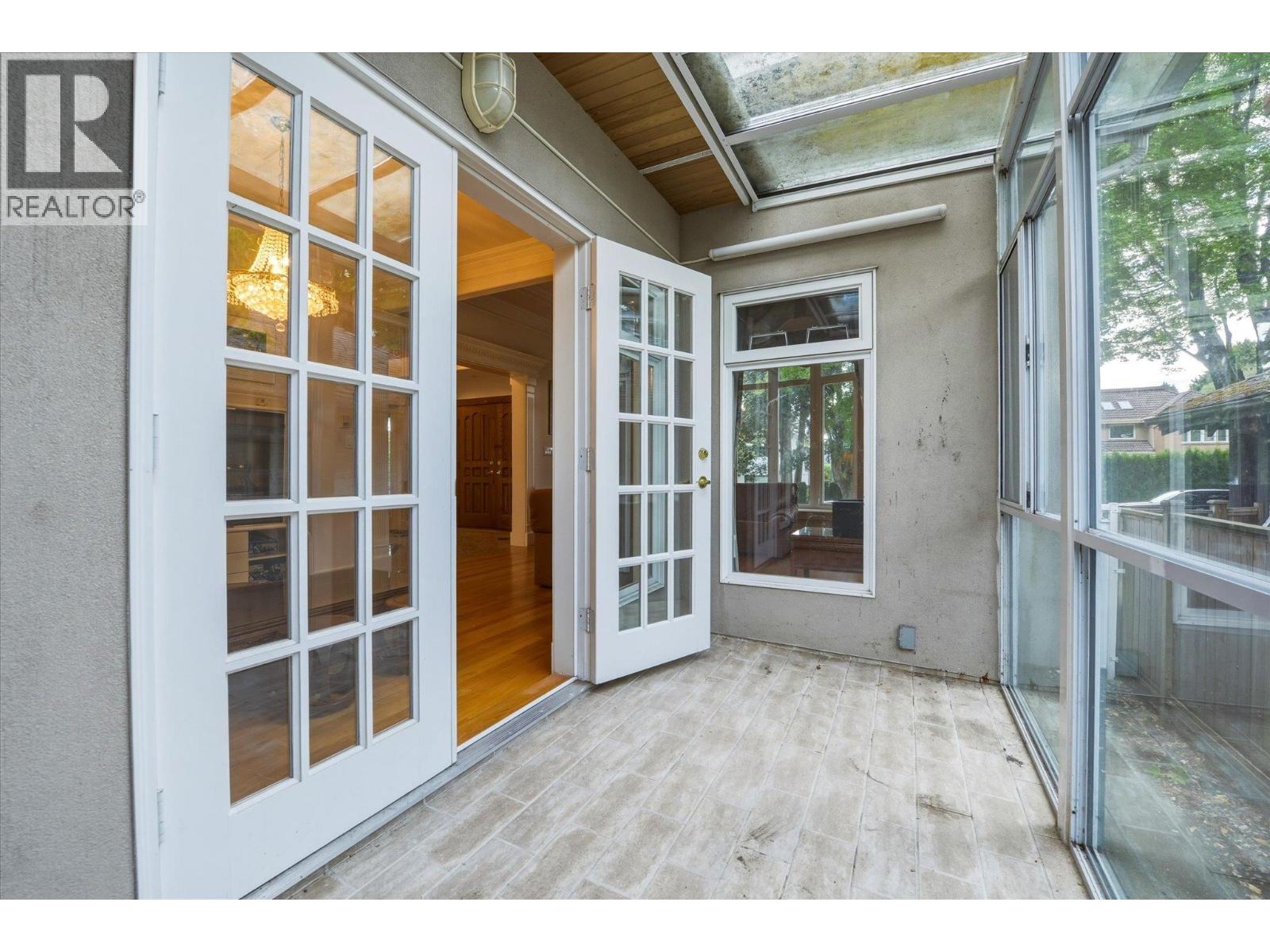 6582 Maple Street, Vancouver, British Columbia  V6P 5P2 - Photo 9 - R3136267