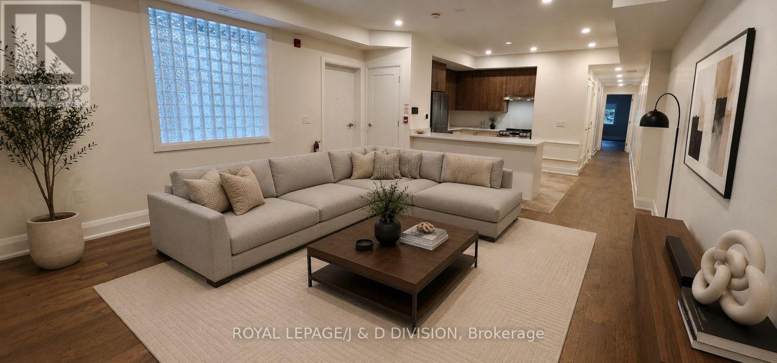 202 - 2579 Yonge Street, Toronto, Ontario  M4P 2J1 - Photo 4 - C13445588