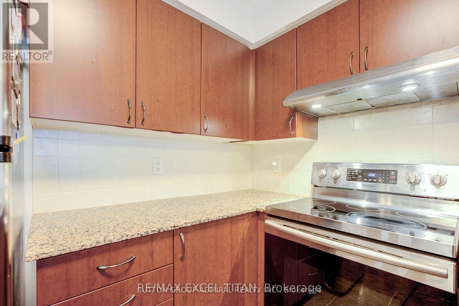 908 - 7 North Park Road, Vaughan, Ontario L4J 0C9 - Photo 14 - N13448628