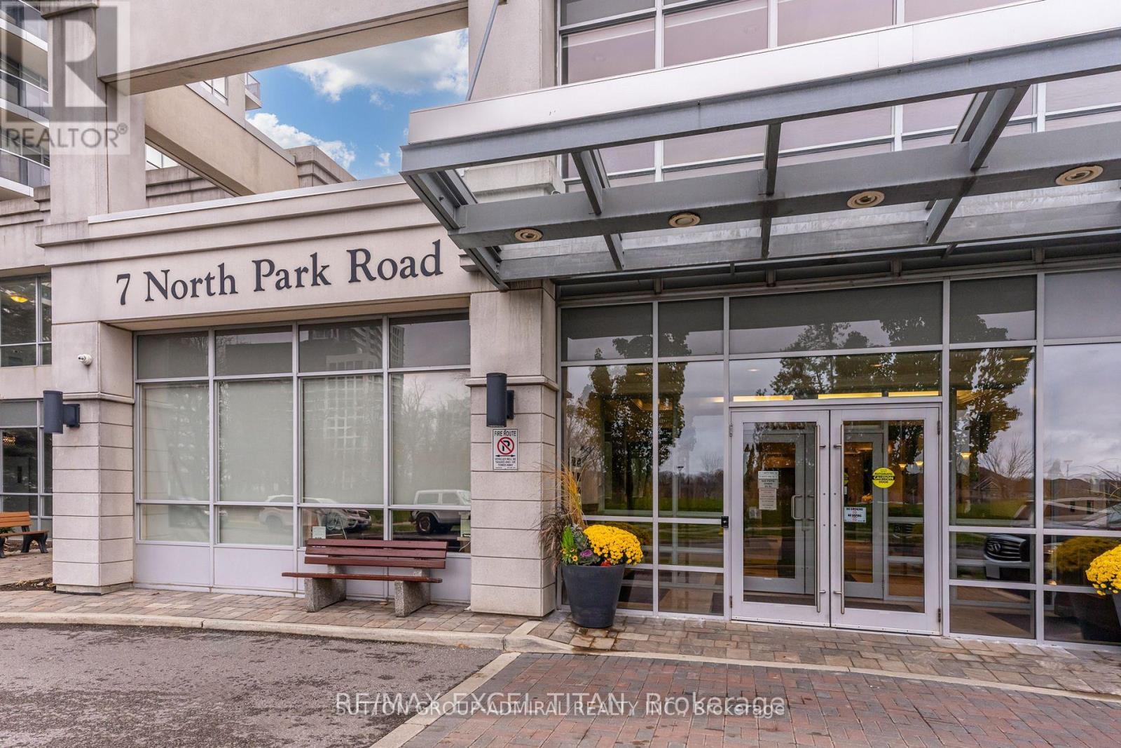 908 - 7 North Park Road, Vaughan, Ontario L4J 0C9 - Photo 2 - N13448628