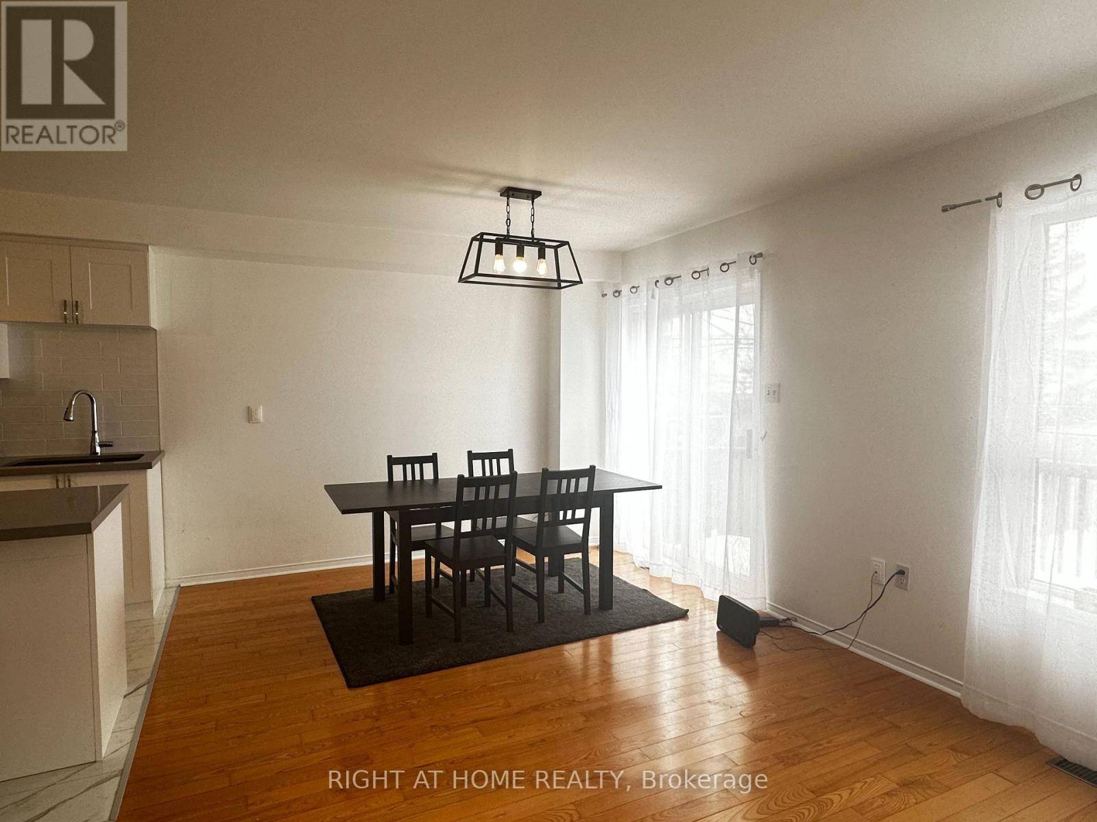 54 Henderson Crescent, New Tecumseth, Ontario L9R 1Y4 - Photo 6 - N13448640