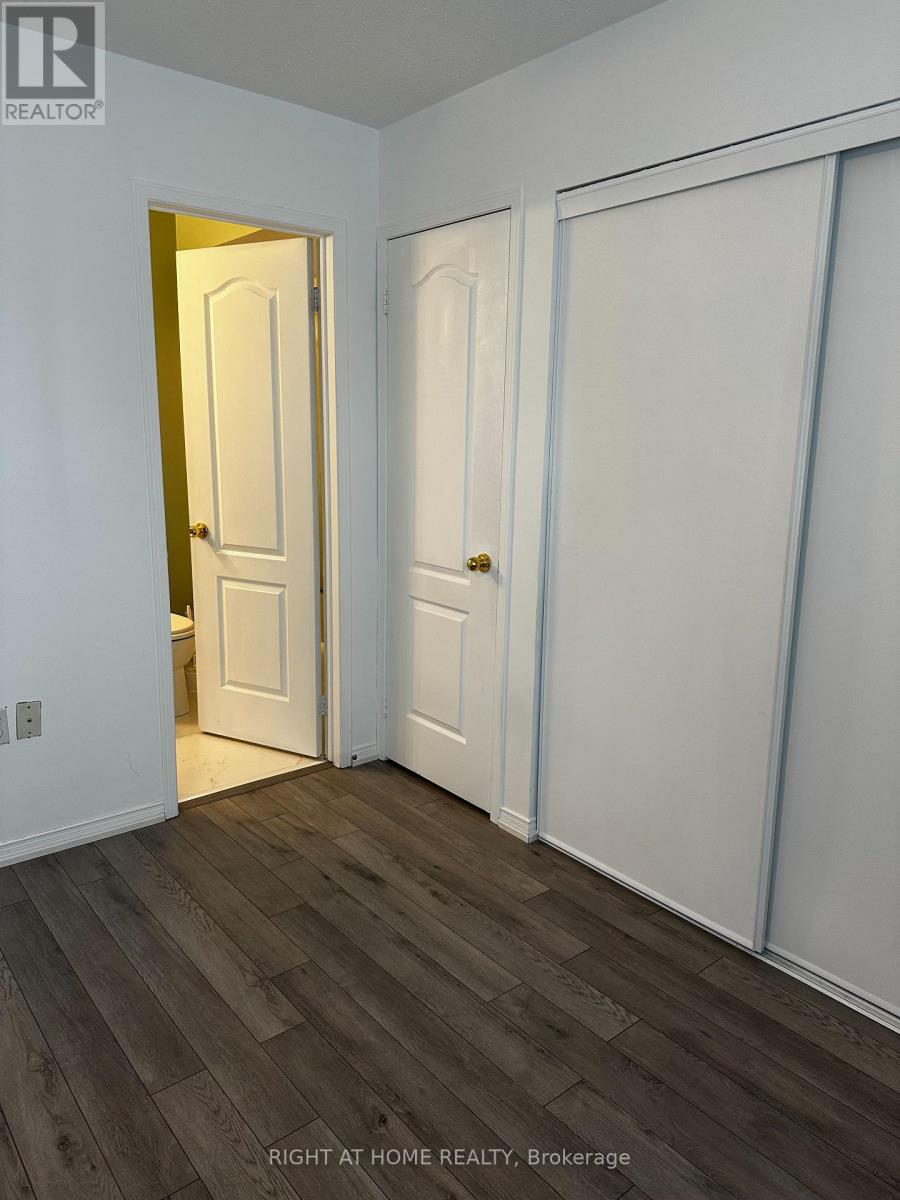 54 Henderson Crescent, New Tecumseth, Ontario L9R 1Y4 - Photo 8 - N13448640