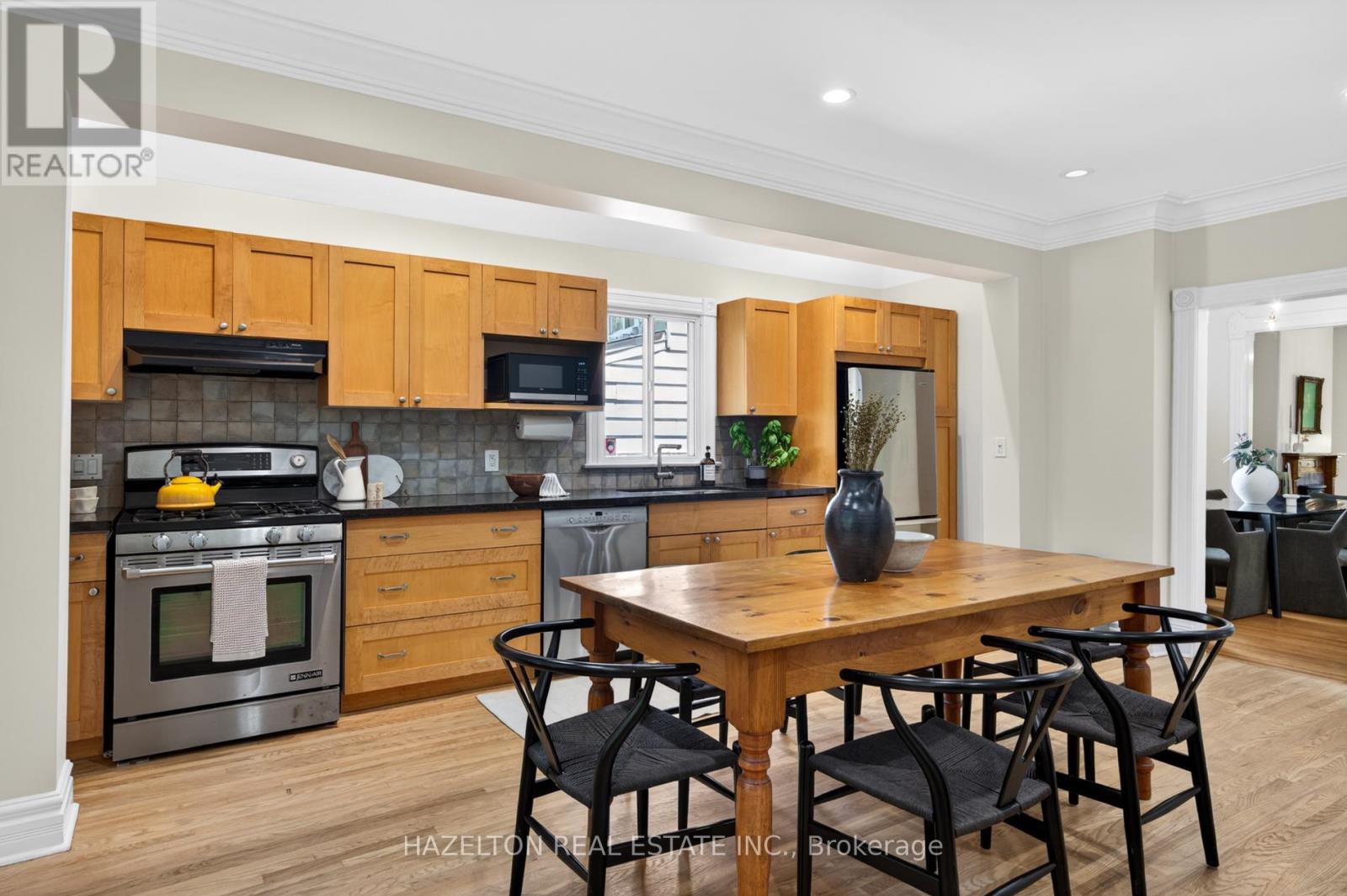 482 Indian Grove, Toronto, Ontario  M6P 2H9 - Photo 24 - W13448624