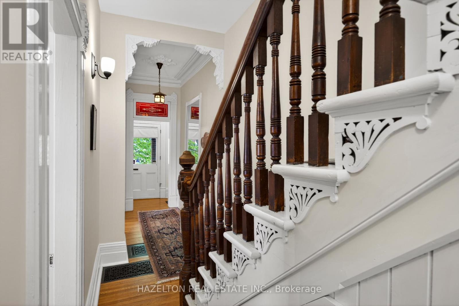 482 Indian Grove, Toronto, Ontario  M6P 2H9 - Photo 5 - W13448624
