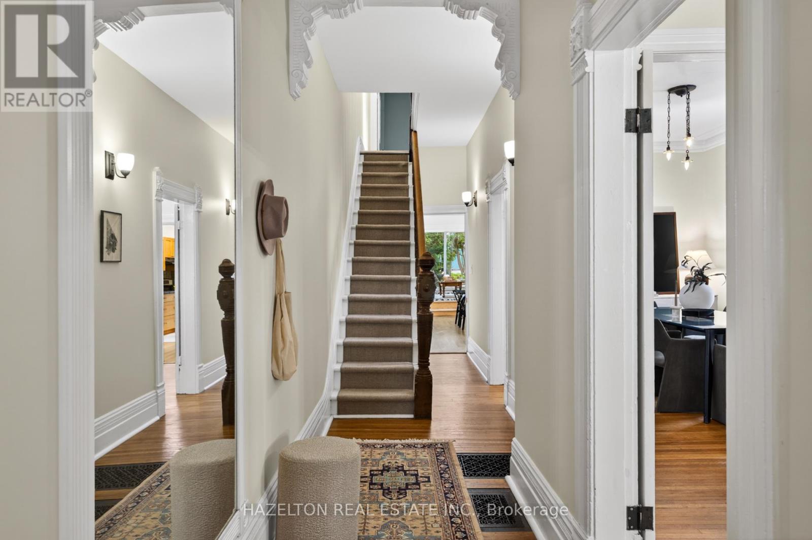 482 Indian Grove, Toronto, Ontario  M6P 2H9 - Photo 6 - W13448624