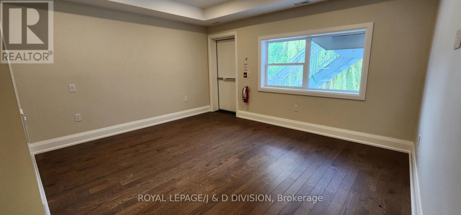 202 - 2579 Yonge Street, Toronto, Ontario  M4P 2J1 - Photo 14 - C13445588