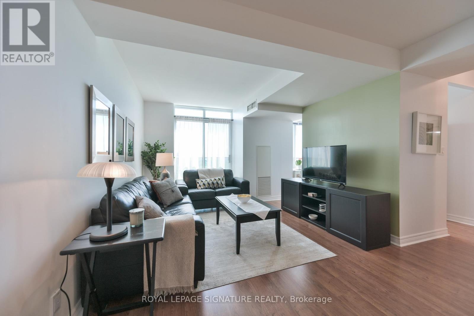 1907 - 212 Eglinton Avenue E, Toronto, Ontario  M4P 1K2 - Photo 11 - C13448614