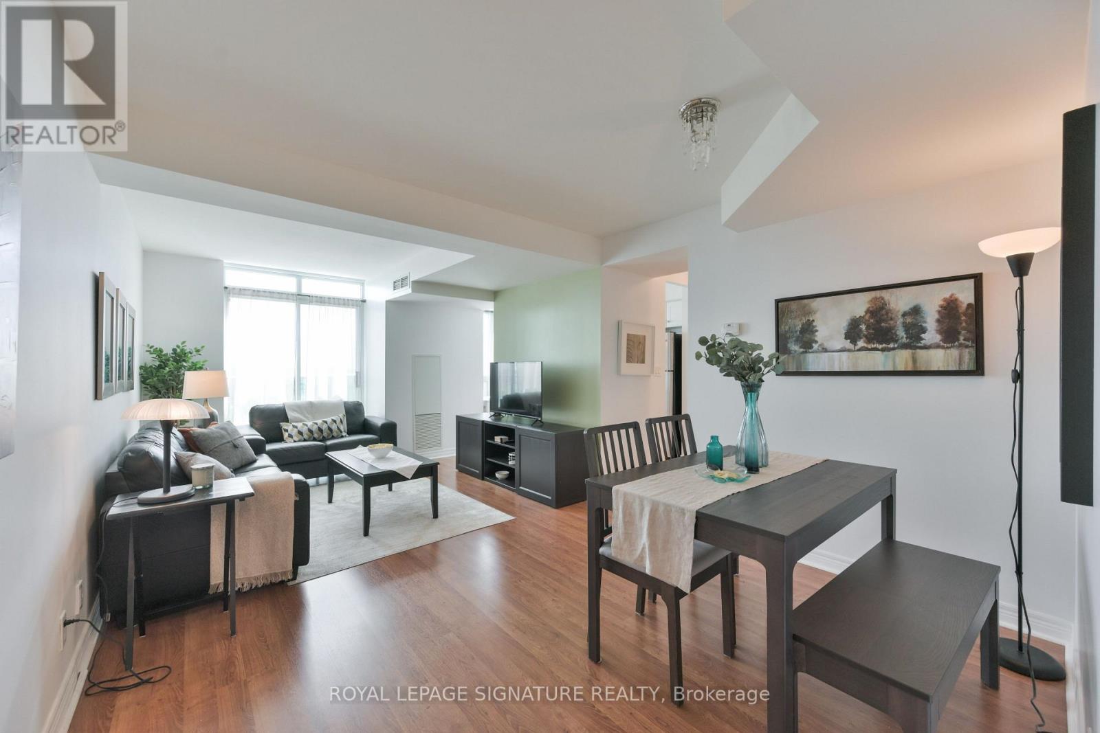 1907 - 212 Eglinton Avenue E, Toronto, Ontario  M4P 1K2 - Photo 6 - C13448614