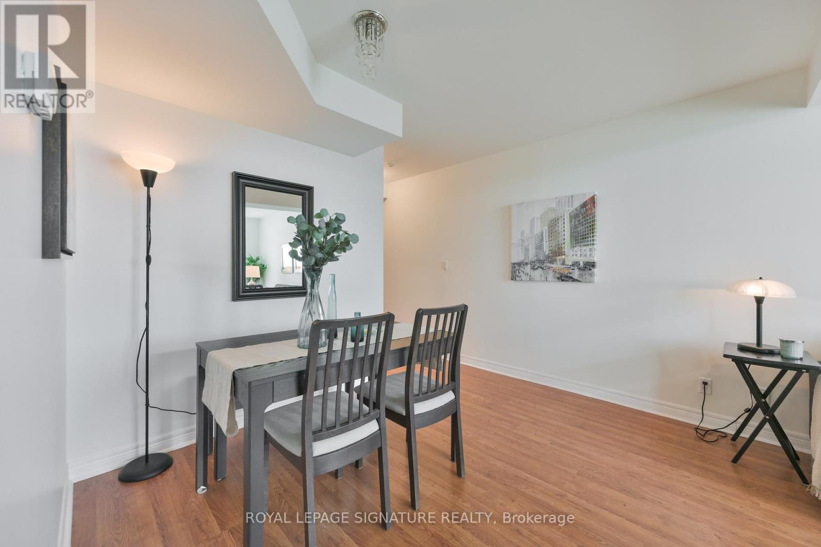 1907 - 212 Eglinton Avenue E, Toronto, Ontario  M4P 1K2 - Photo 8 - C13448614
