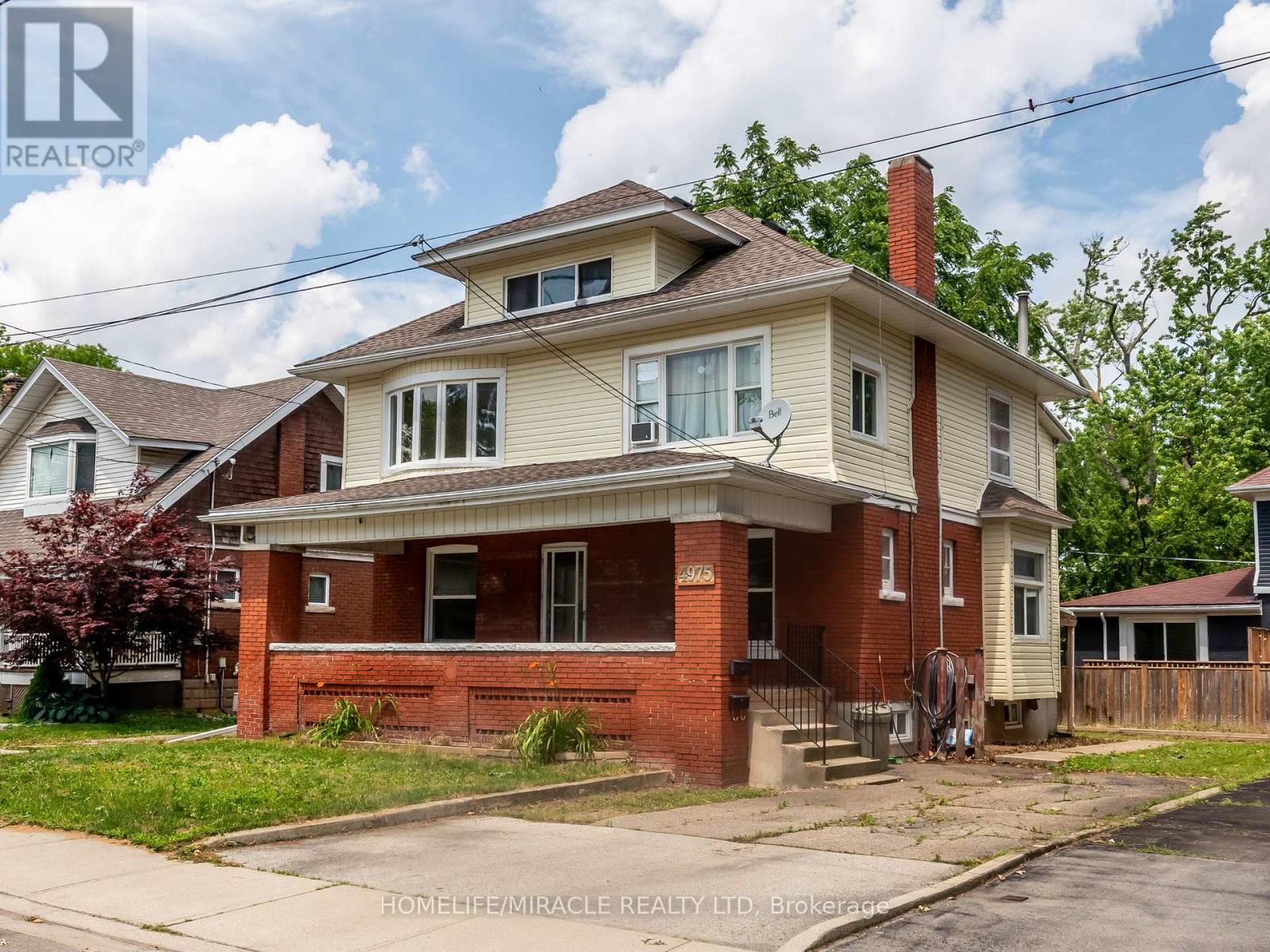 4975 Mcrae Street, Niagara Falls, Ontario  L2E 1P2 - Photo 3 - X13448642