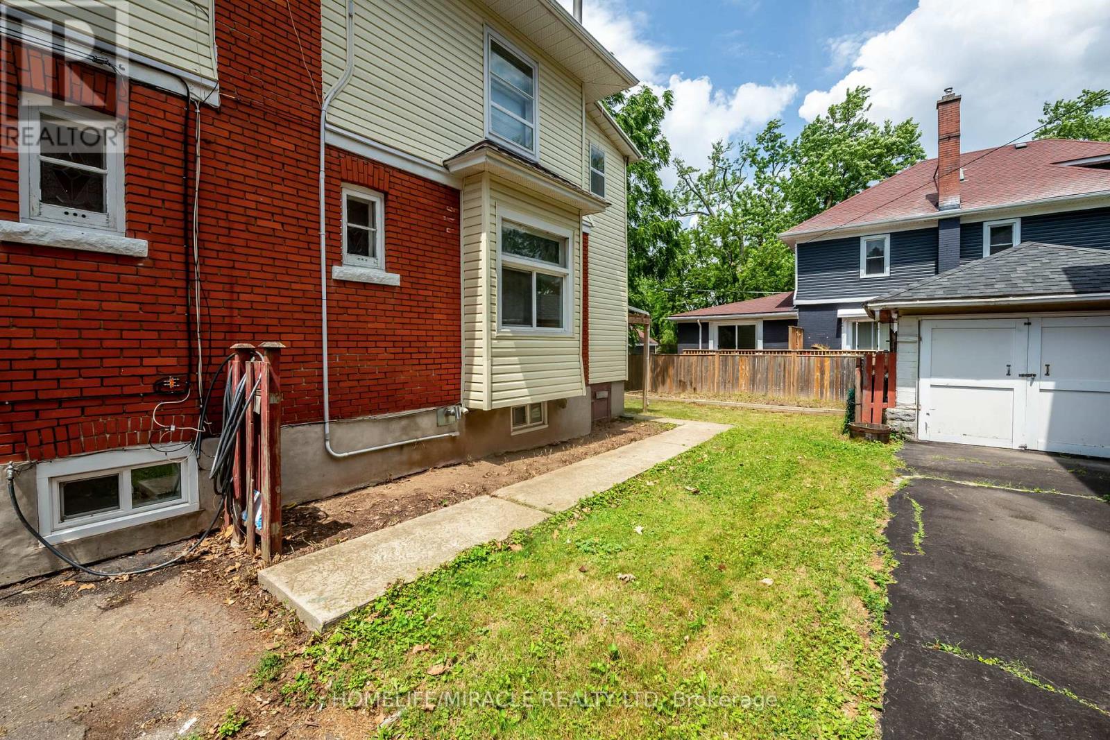 4975 Mcrae Street, Niagara Falls, Ontario  L2E 1P2 - Photo 4 - X13448642