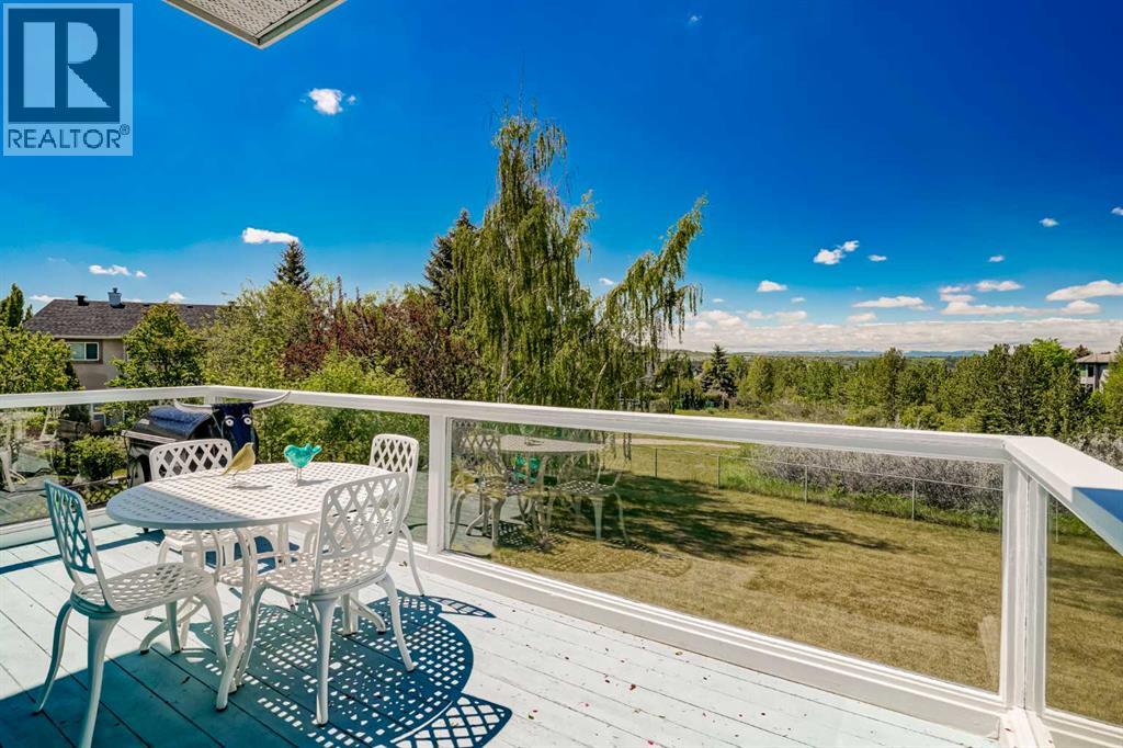 523 Scimitar Bay NW, Calgary, Alberta  T3L 1S6 - Photo 8 - A2317968