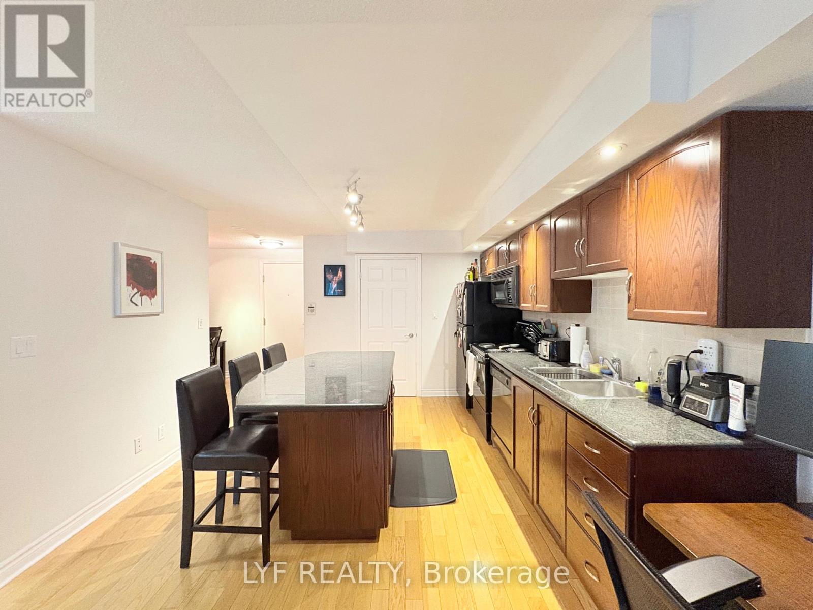 624 - 270 Wellington Street W, Toronto, Ontario M5V 3P5 - Photo 10 - C13442220