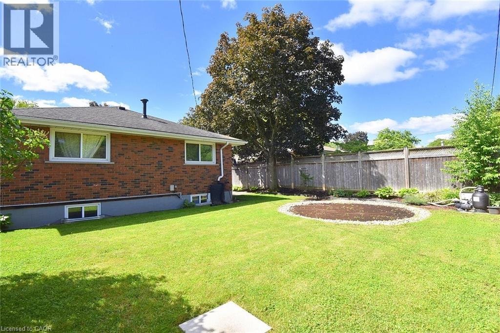 7 Monarch Court, Dundas, Ontario  L9H 3W2 - Photo 34 - 40839746
