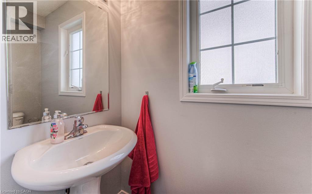 20 David Bergey Drive Unit# C17, Kitchener, Ontario  N2G 3W7 - Photo 5 - 40839579