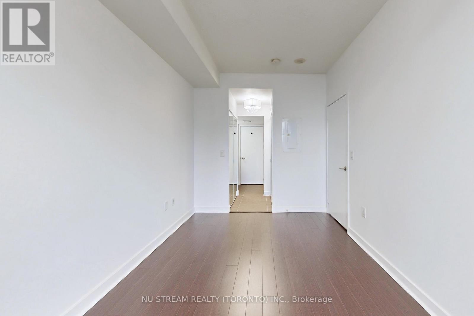 2010 - 38 Dan Leckie Way, Toronto, Ontario  M5V 2V6 - Photo 13 - C13448672