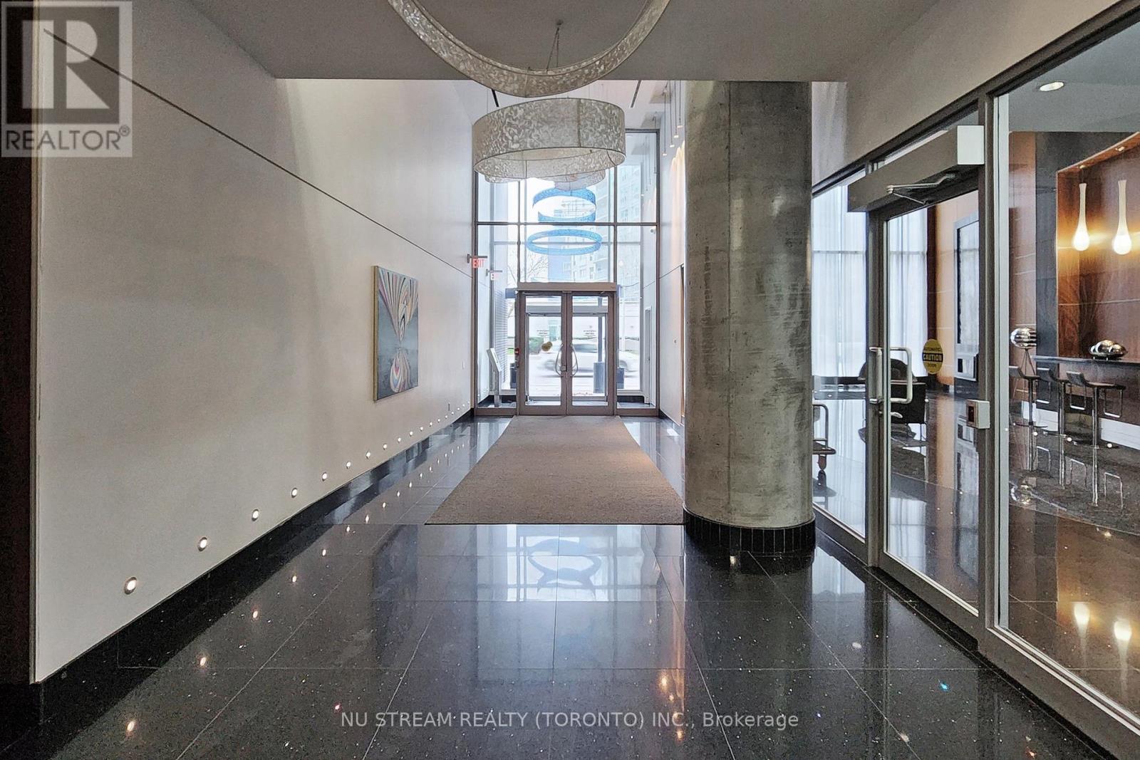 2010 - 38 Dan Leckie Way, Toronto, Ontario  M5V 2V6 - Photo 3 - C13448672
