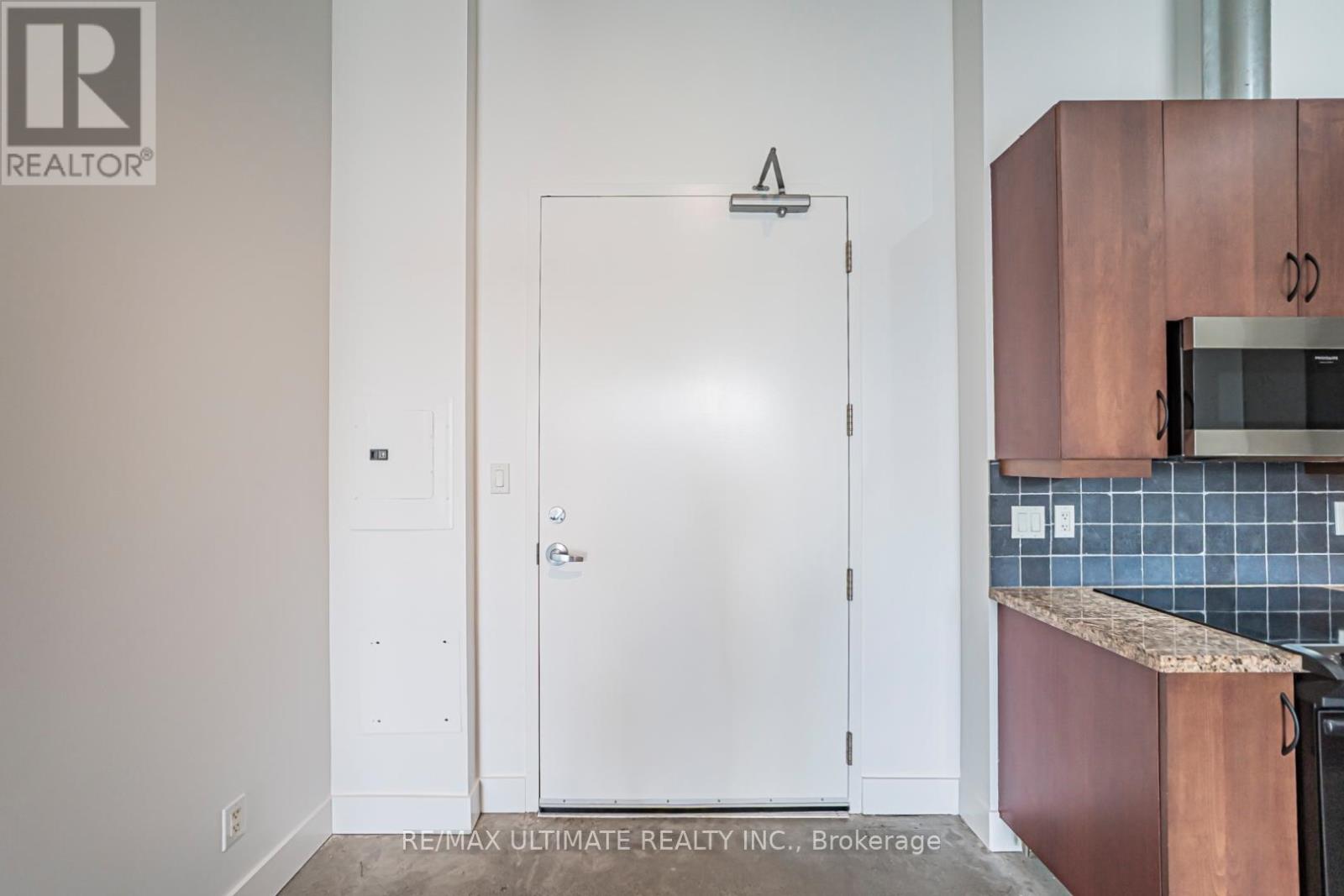 523 - 68 Broadview Avenue, Toronto, Ontario  M4M 2E6 - Photo 6 - E13448664