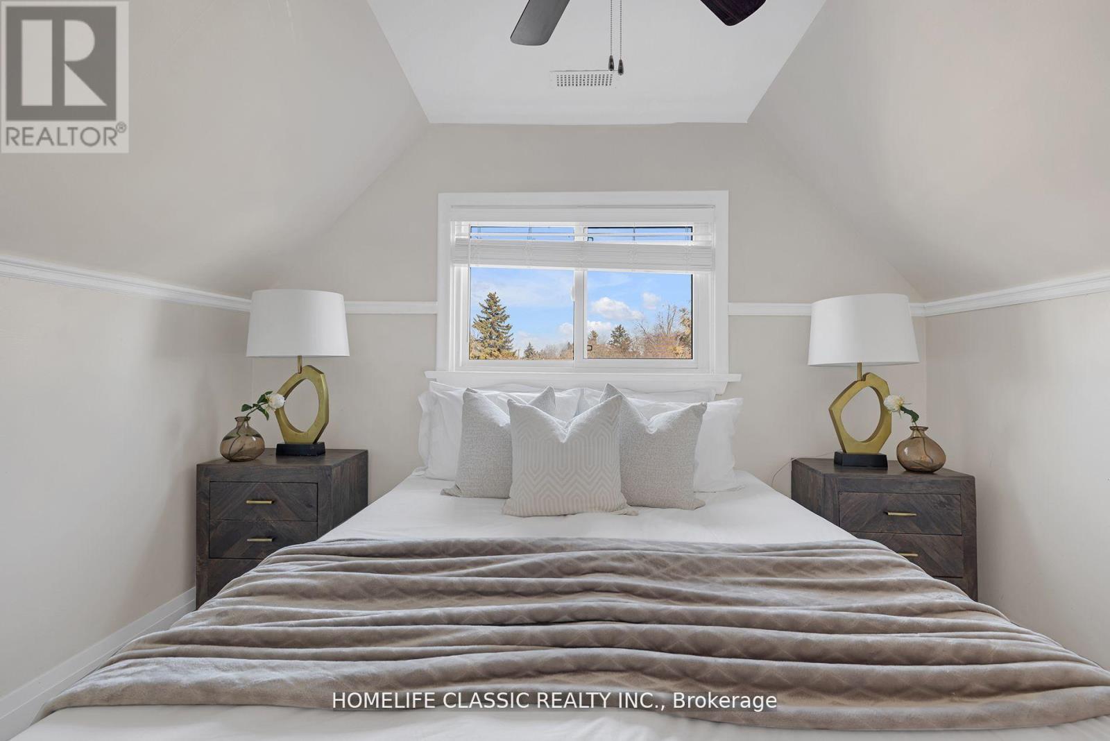 54 South Woodrow Boulevard, Toronto, Ontario  M1N 3L6 - Photo 14 - E13448676