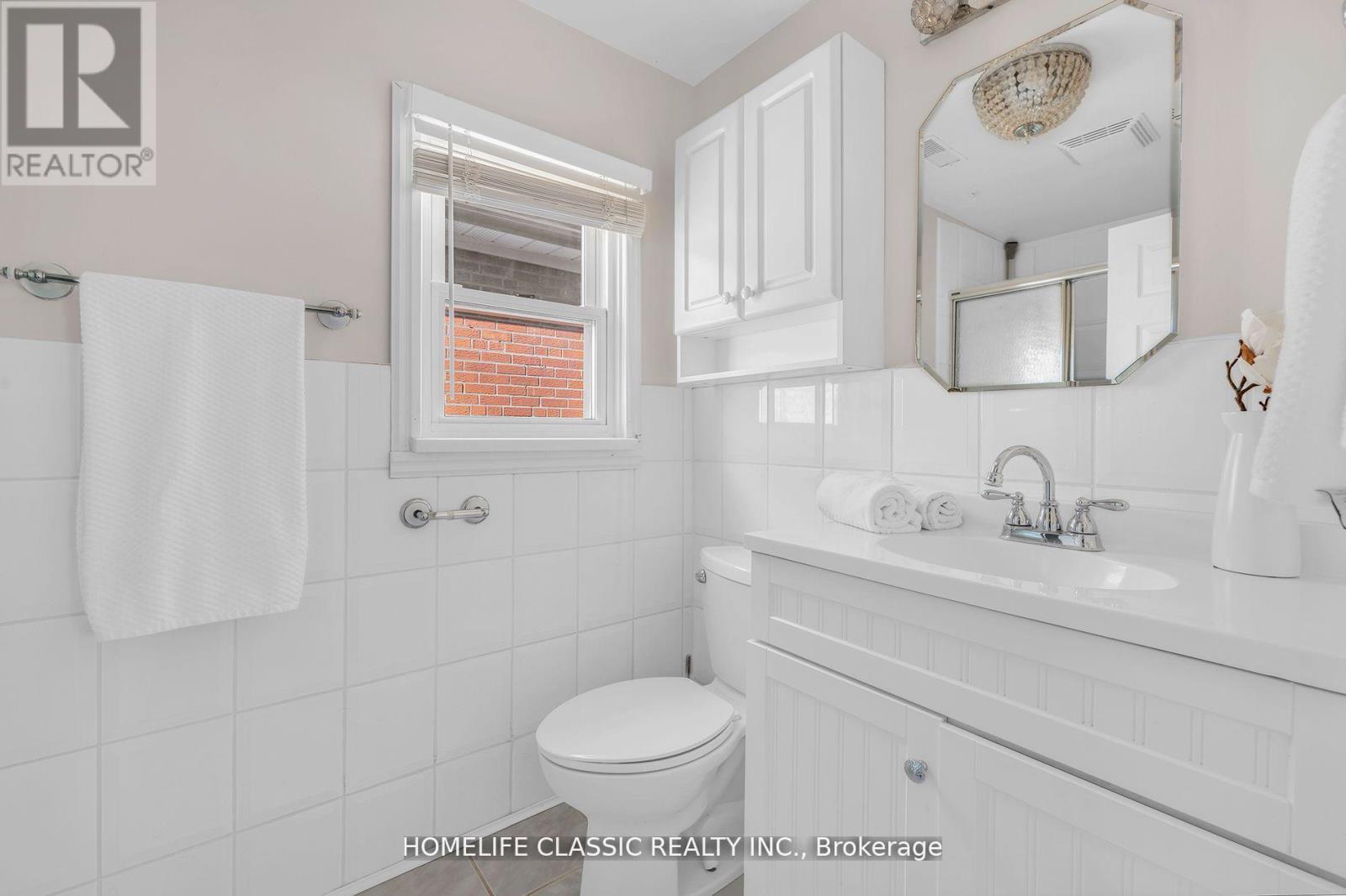 54 South Woodrow Boulevard, Toronto, Ontario  M1N 3L6 - Photo 18 - E13448676