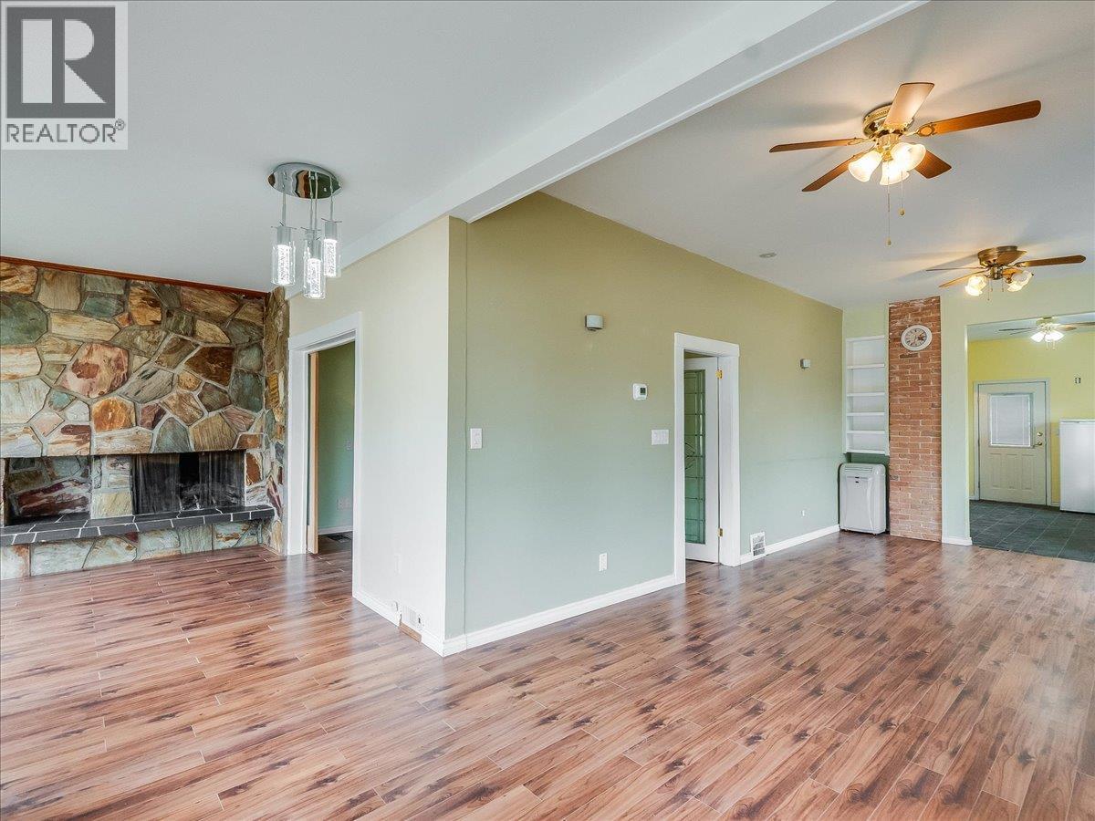 1472 Green Avenue Lane, Trail, British Columbia  V1R 4K2 - Photo 25 - 10383736