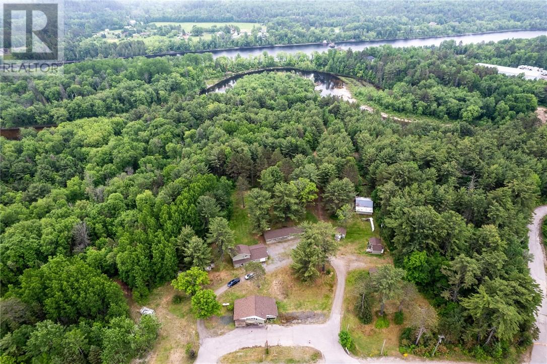 1806 Highway 17, Massey, Ontario  P0P 1P0 - Photo 2 - 2128544