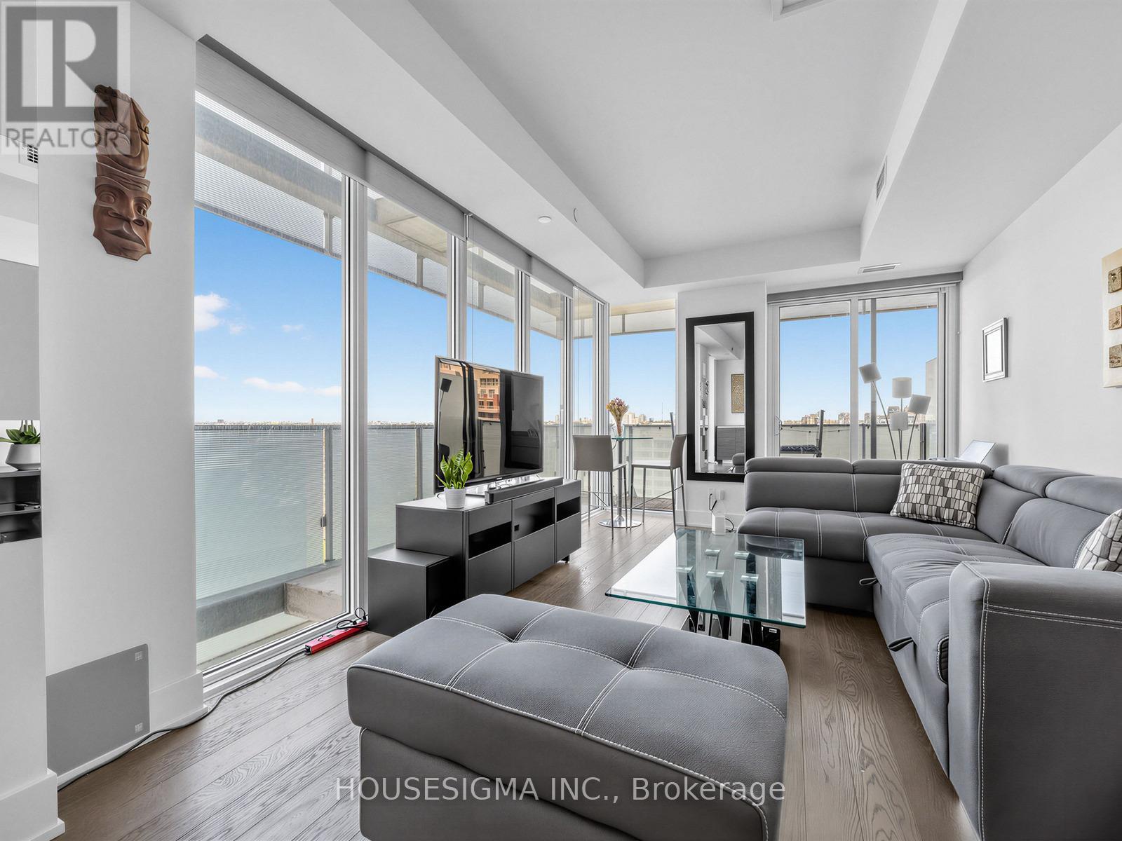 2109 - 200 Bloor Street W, Toronto, Ontario  M5S 0B1 - Photo 2 - C13448716