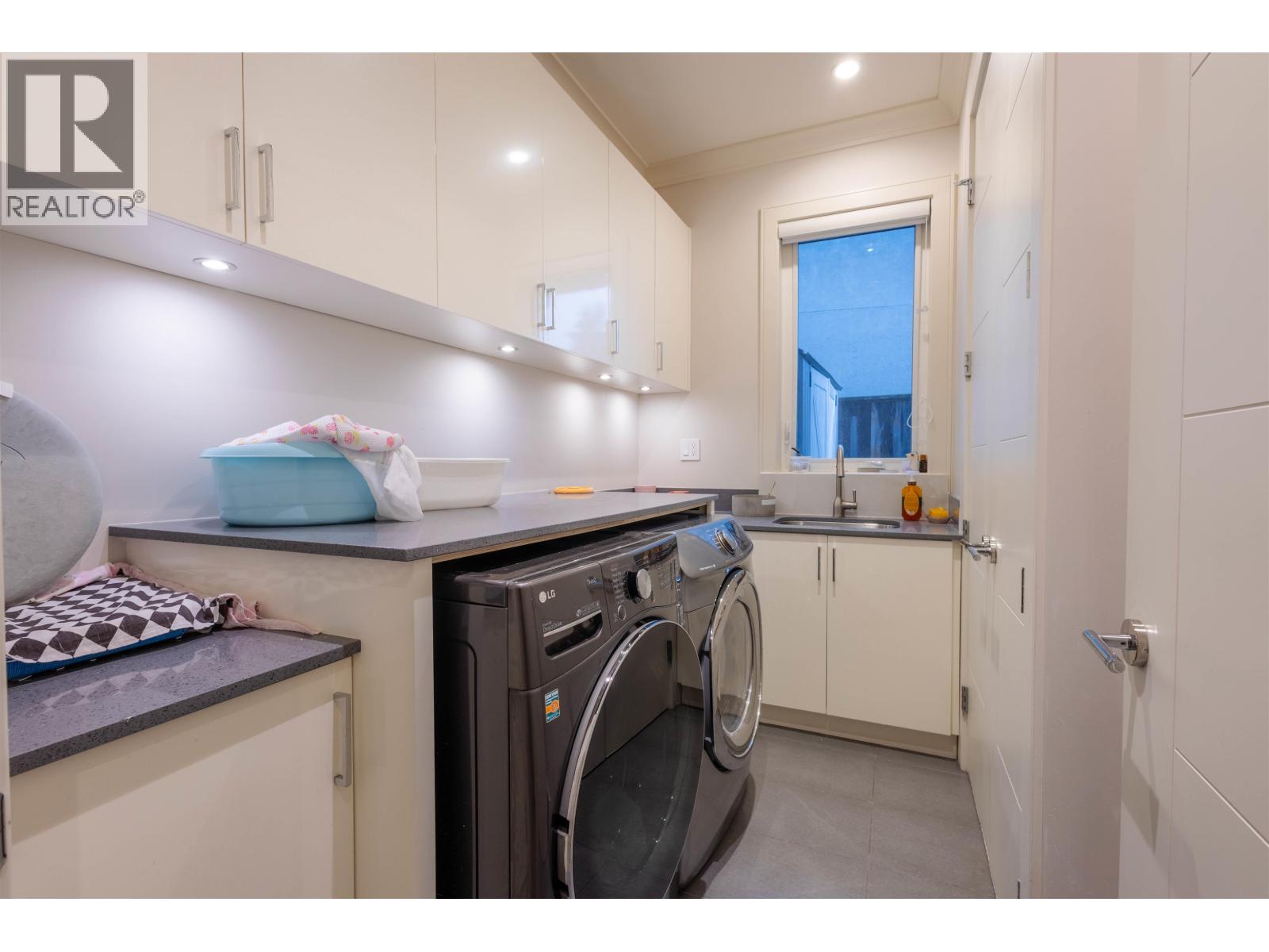3571 Sable Avenue, Richmond, British Columbia  V7E 2A3 - Photo 10 - R3136001