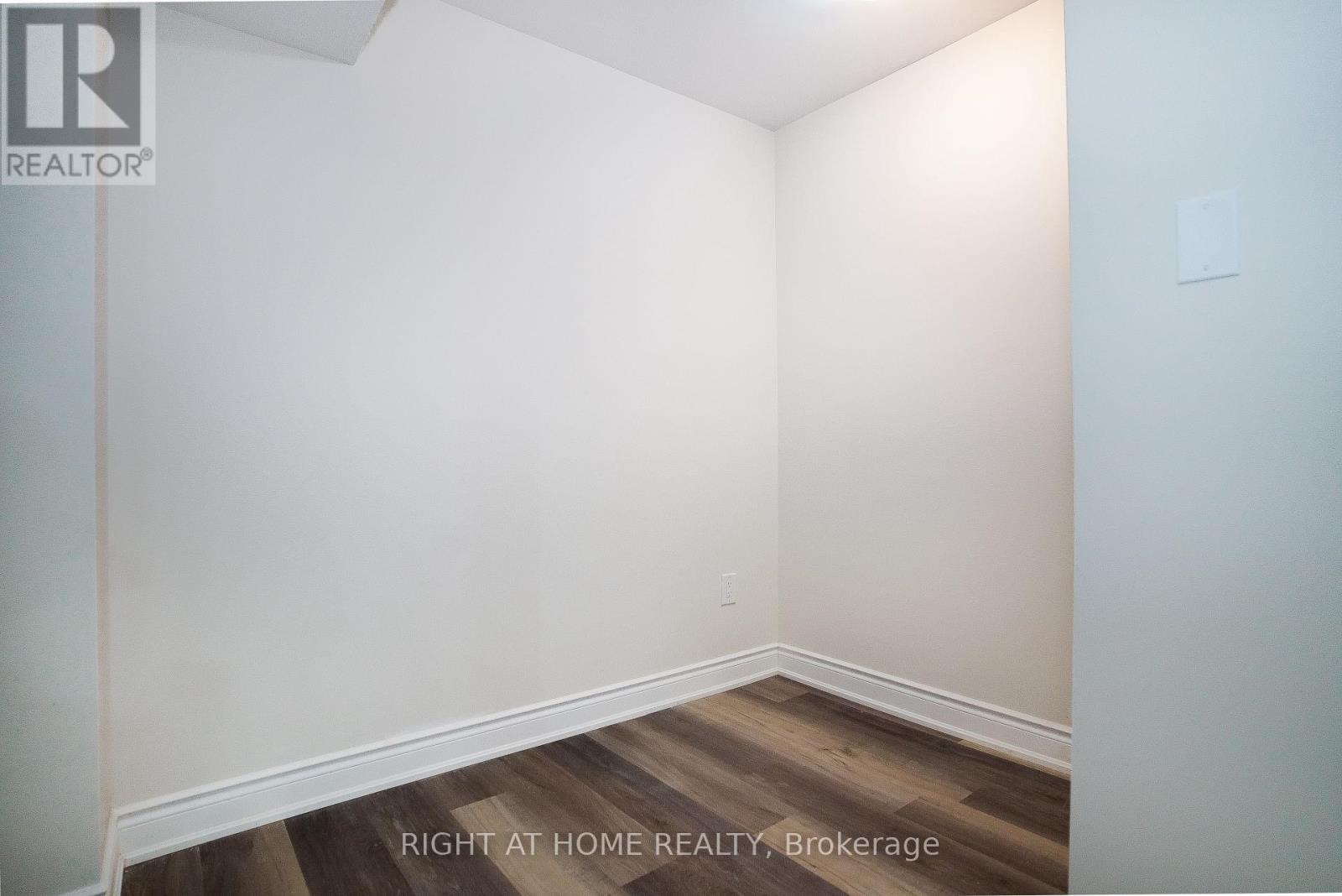 Bsmt - 440 Downes Jackson Heights, Milton, Ontario  L9T 8V7 - Photo 23 - W13448720