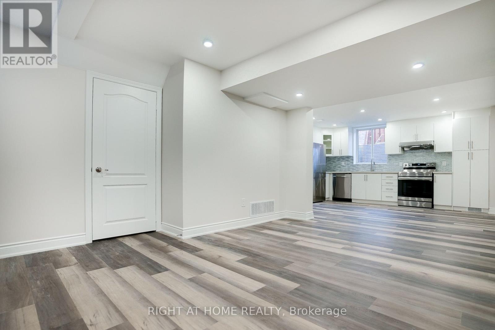 Bsmt - 440 Downes Jackson Heights, Milton, Ontario  L9T 8V7 - Photo 8 - W13448720
