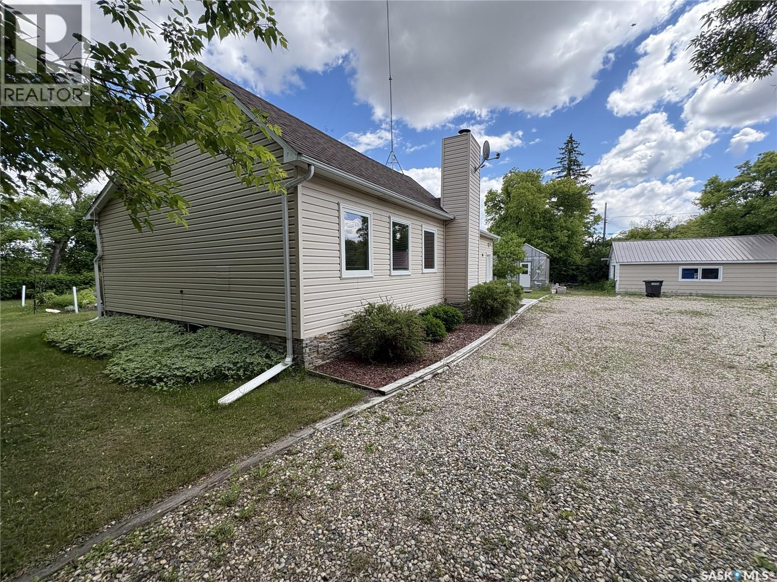 206 Cobo Avenue, Guernsey Sk., Usborne Rm No. 310, Saskatchewan  S0K 1W0 - Photo 2 - SK039497