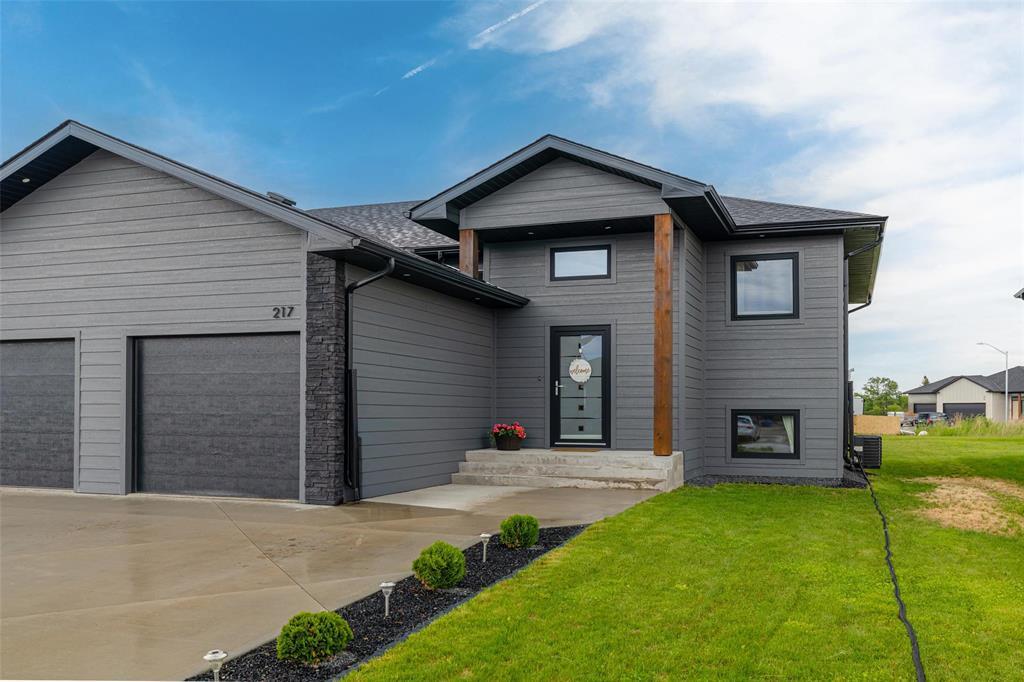 217 Harmony Lane, Steinbach, Manitoba