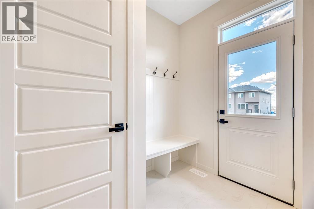 152 Annette Villas Nw, Calgary, Alberta  T3R 2B5 - Photo 17 - A2319607