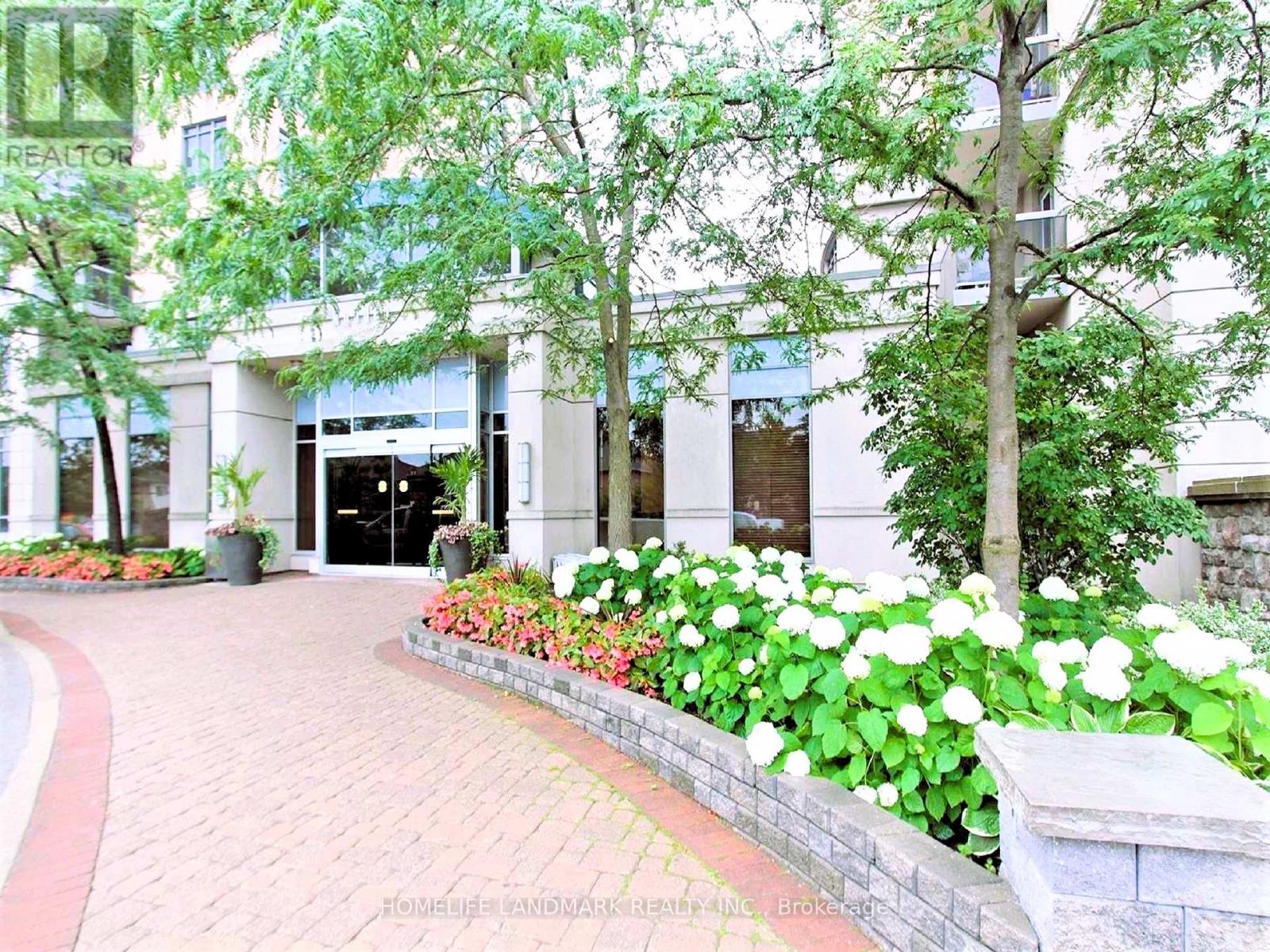 1011 - 8 MONDEO DRIVE, Toronto, Ontario