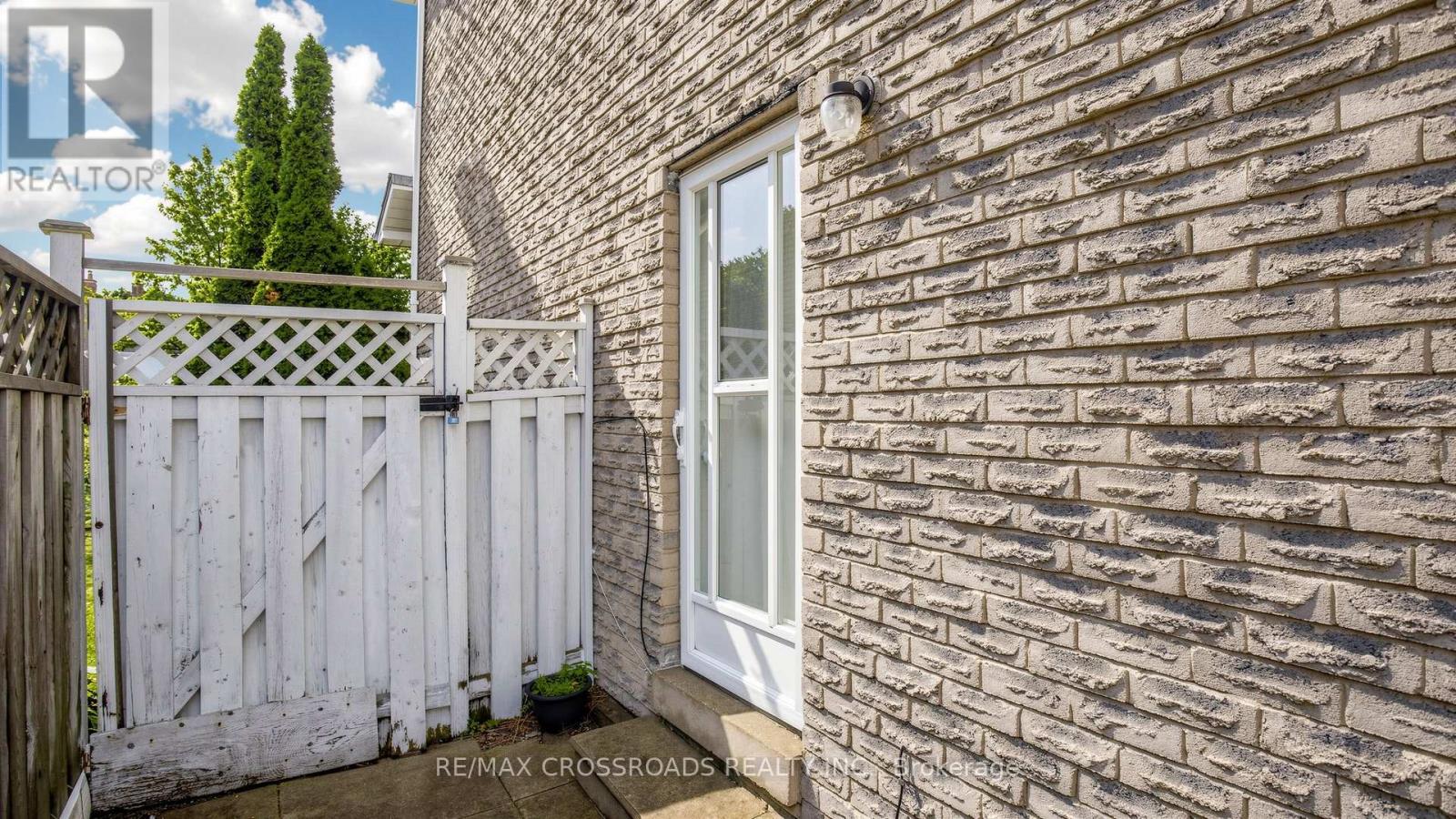 70 Halfmoon Square, Toronto, Ontario  M1C 3V3 - Photo 50 - E13448782
