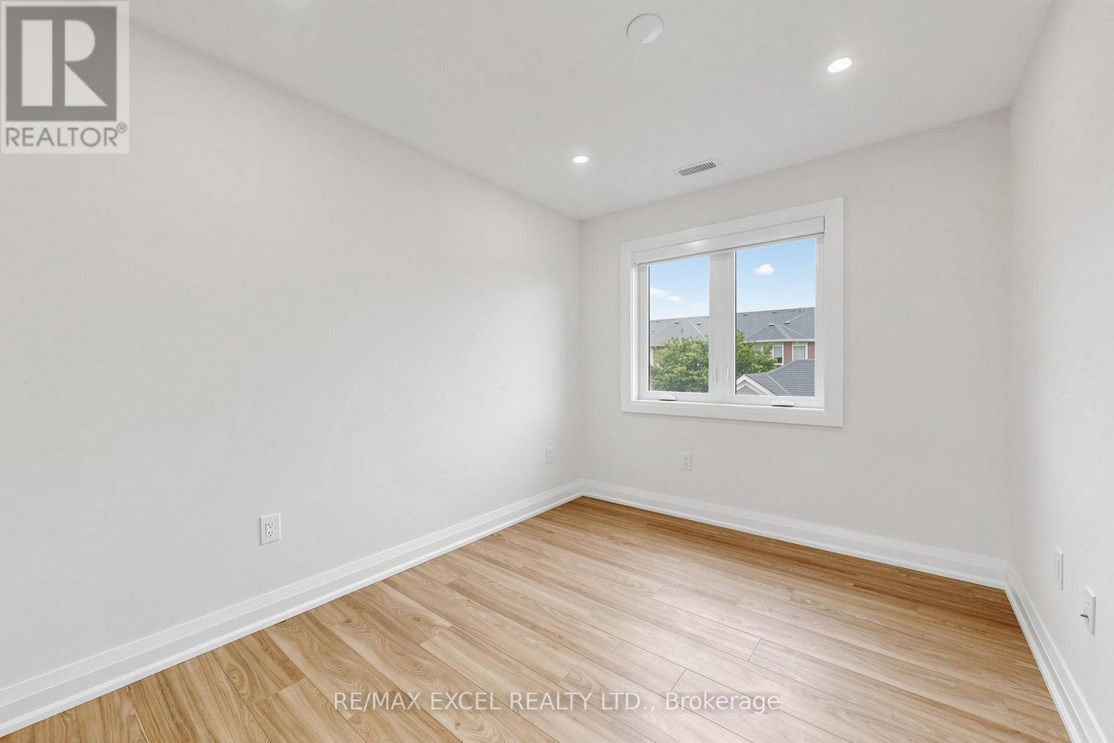 6 Lappe Avenue, Markham, Ontario  L6B 1L3 - Photo 16 - N13448736