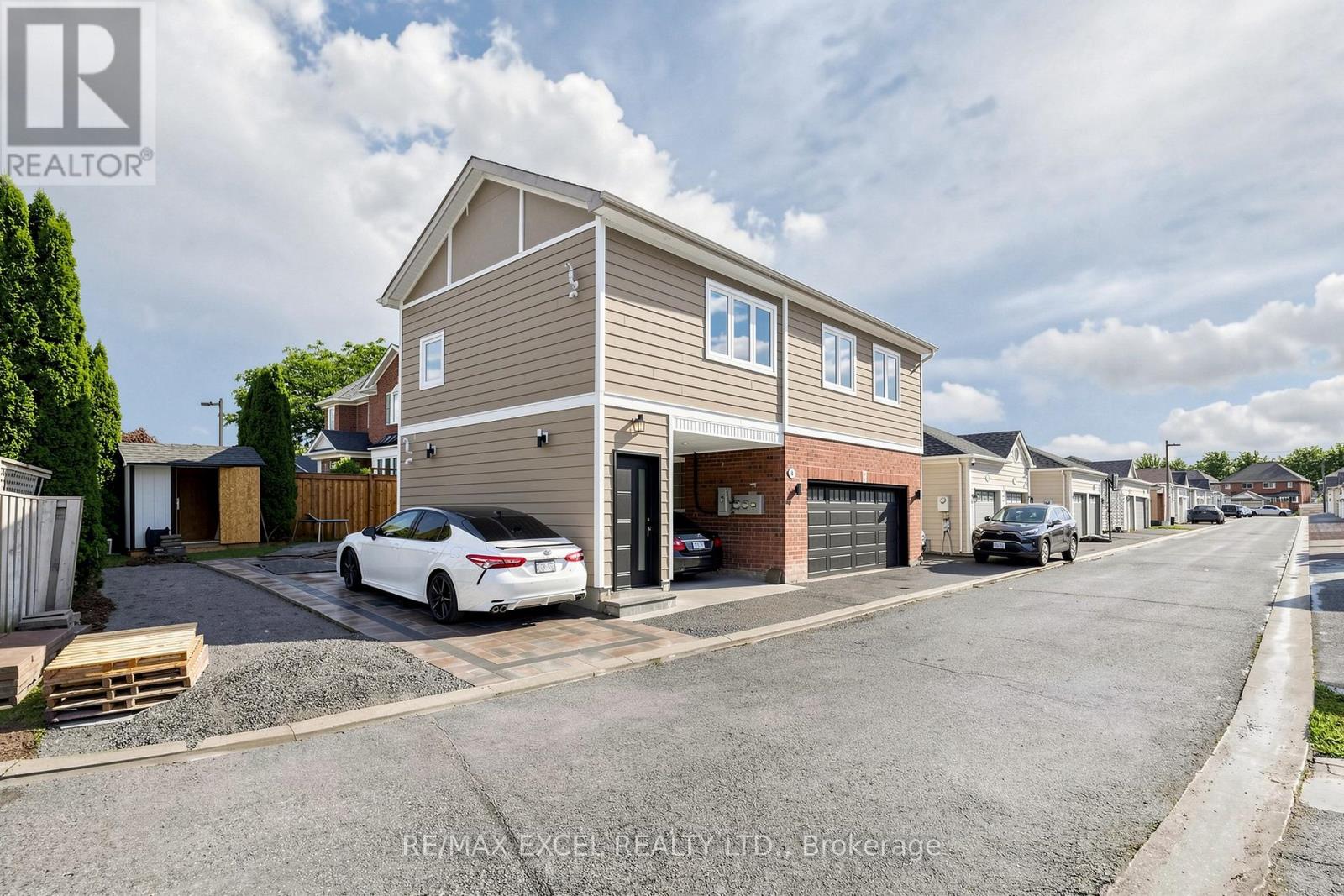 6 Lappe Avenue, Markham, Ontario  L6B 1L3 - Photo 3 - N13448736
