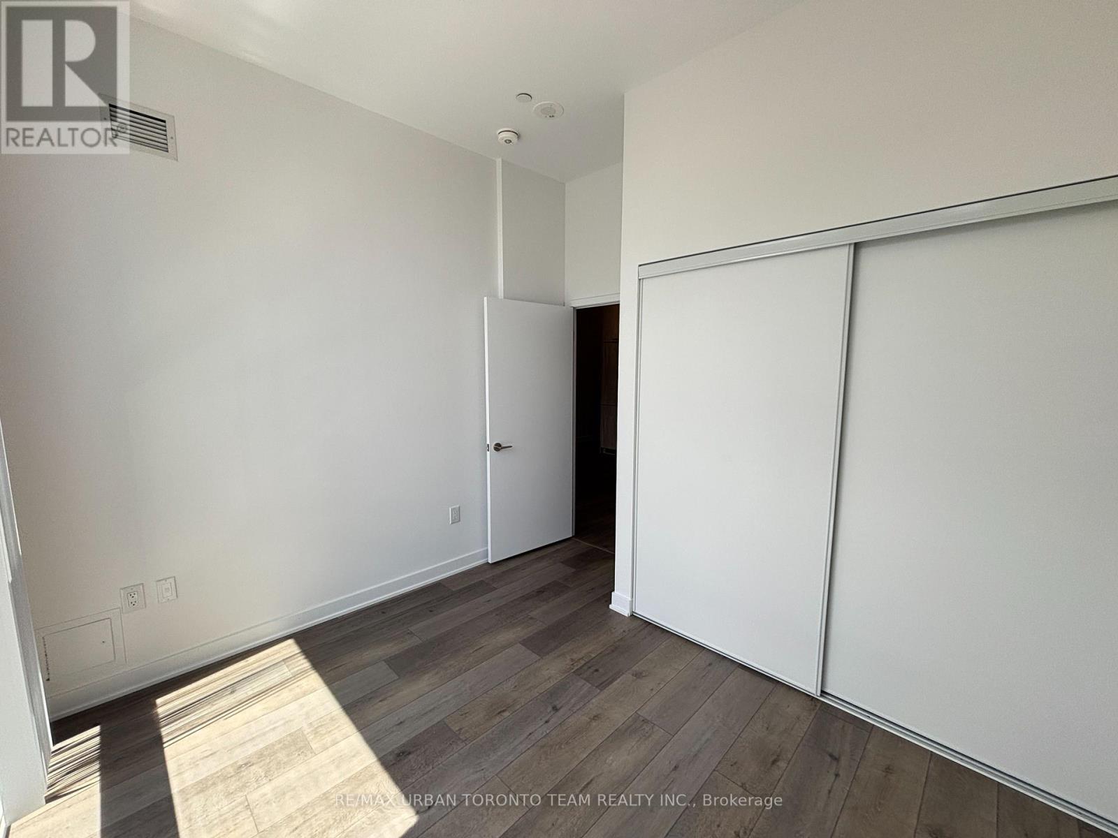 202 - 38 Honeycrisp Crescent, Vaughan, Ontario L4K 0M8 - Photo 10 - N13448748