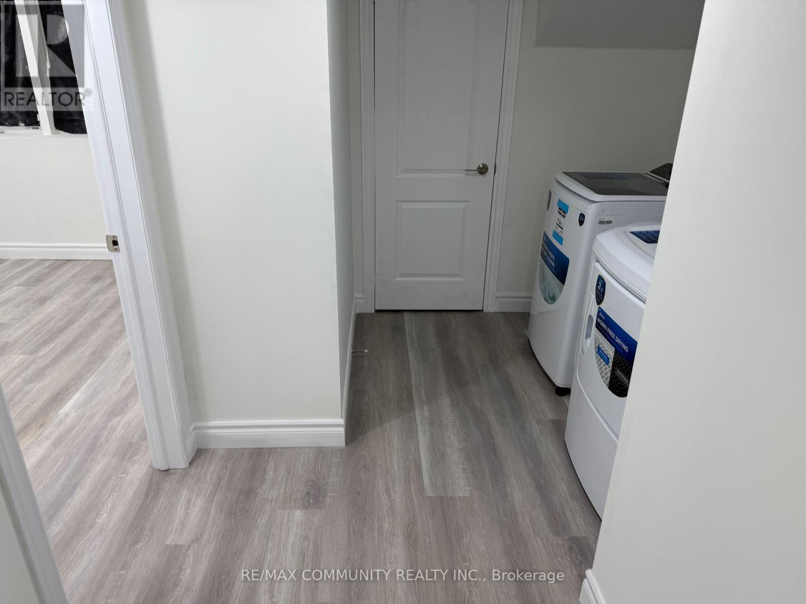 387 Tennant Circle, Vaughan, Ontario  L4H 5L2 - Photo 8 - N13448766