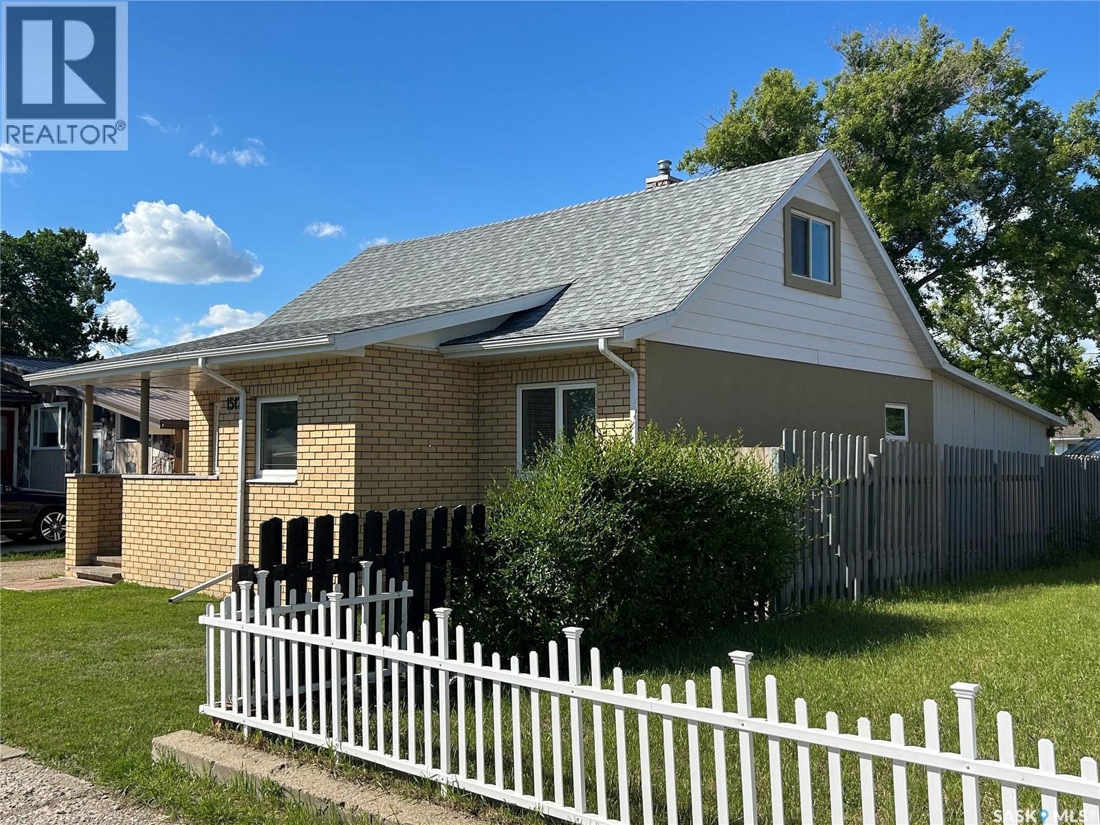 1517 3rd STREET, Estevan, Saskatchewan
