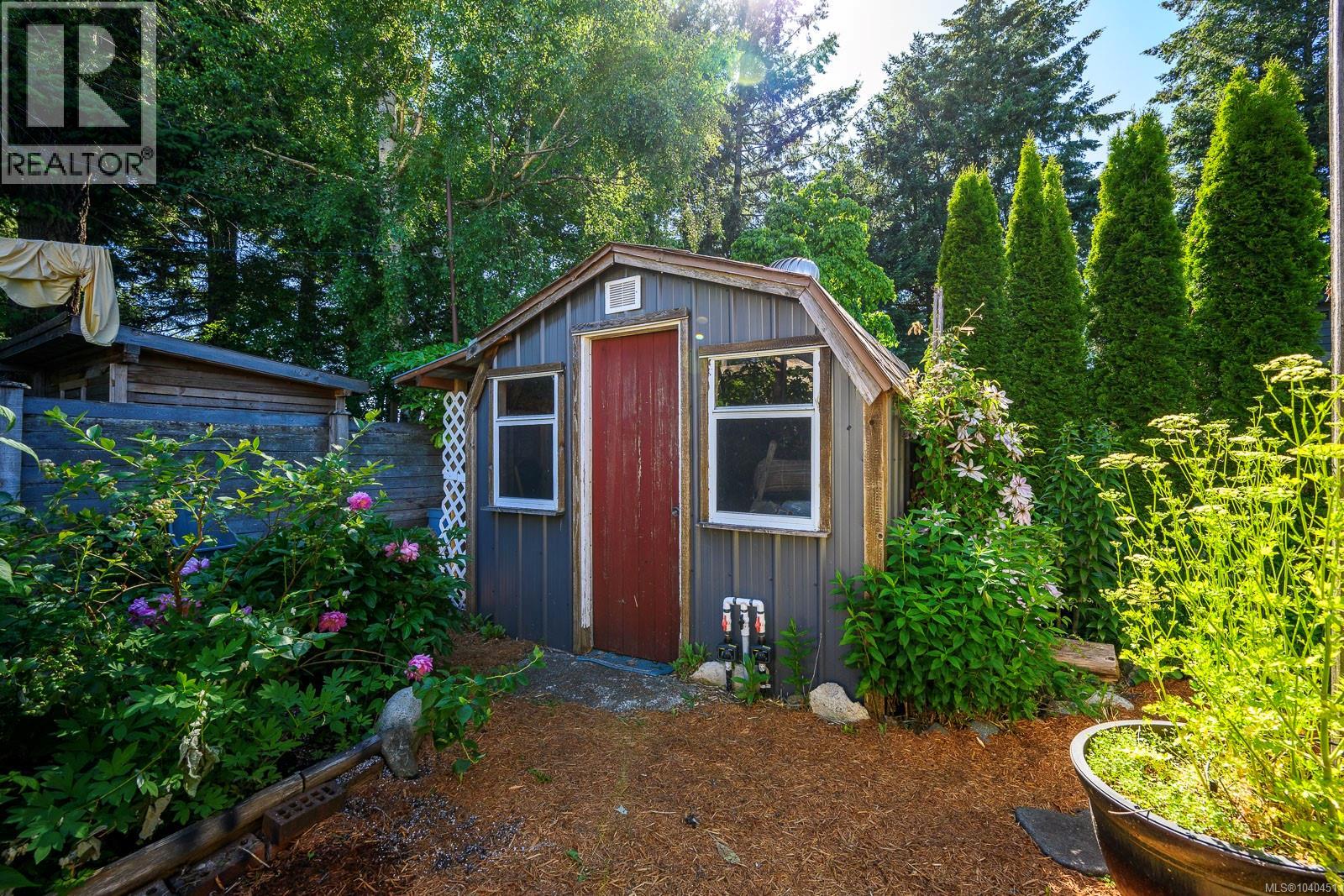 591 Rocky Heights Rd, Comox, British Columbia  V9M 3E8 - Photo 27 - 1040451